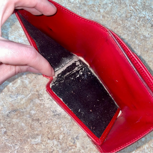 Louis Vuitton | Red Epi Leather Tri Fold Elise Wallet - Picture 9 of 10